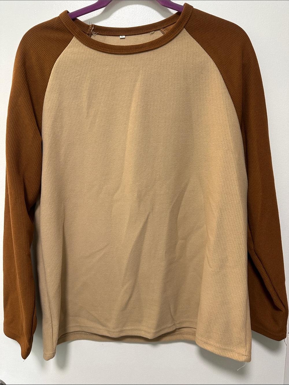 Men’s long sleeve shirt size L